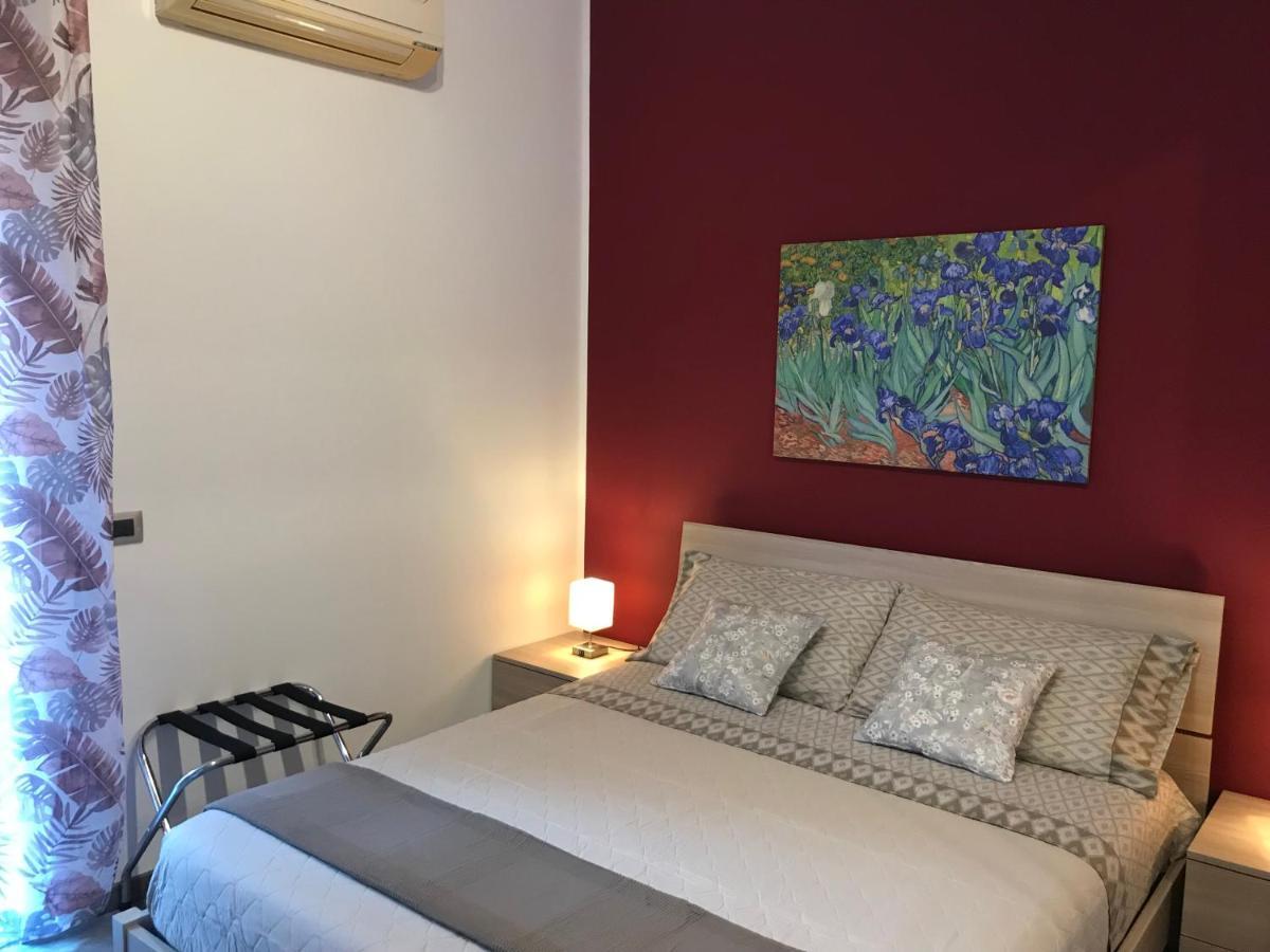 Dr House Apartment Catane Extérieur photo
